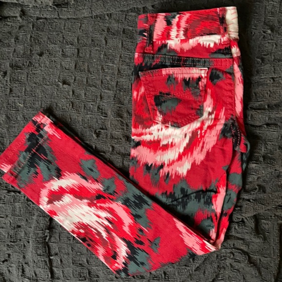 GAP Other - GAP NWOT Skinny Floral Jeans Size 5